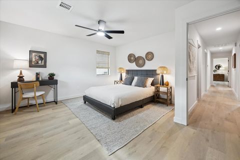 Tiny photo for 10402 Raritan Drive, Houston, TX 77043 (MLS # 20821987)