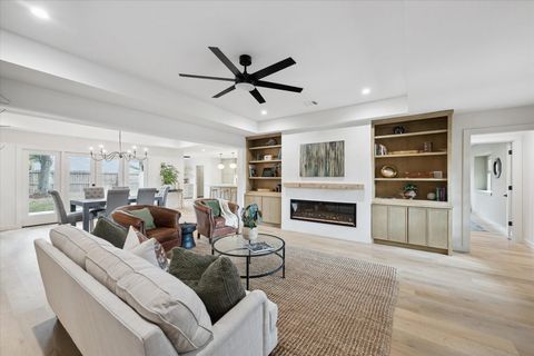 Tiny photo for 10402 Raritan Drive, Houston, TX 77043 (MLS # 20821987)