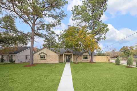 Tiny photo for 10402 Raritan Drive, Houston, TX 77043 (MLS # 20821987)