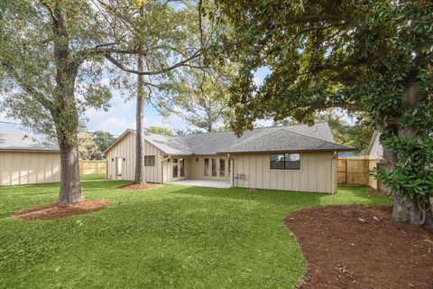 Tiny photo for 10402 Raritan Drive, Houston, TX 77043 (MLS # 20821987)