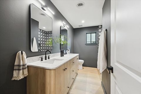 Tiny photo for 10402 Raritan Drive, Houston, TX 77043 (MLS # 20821987)