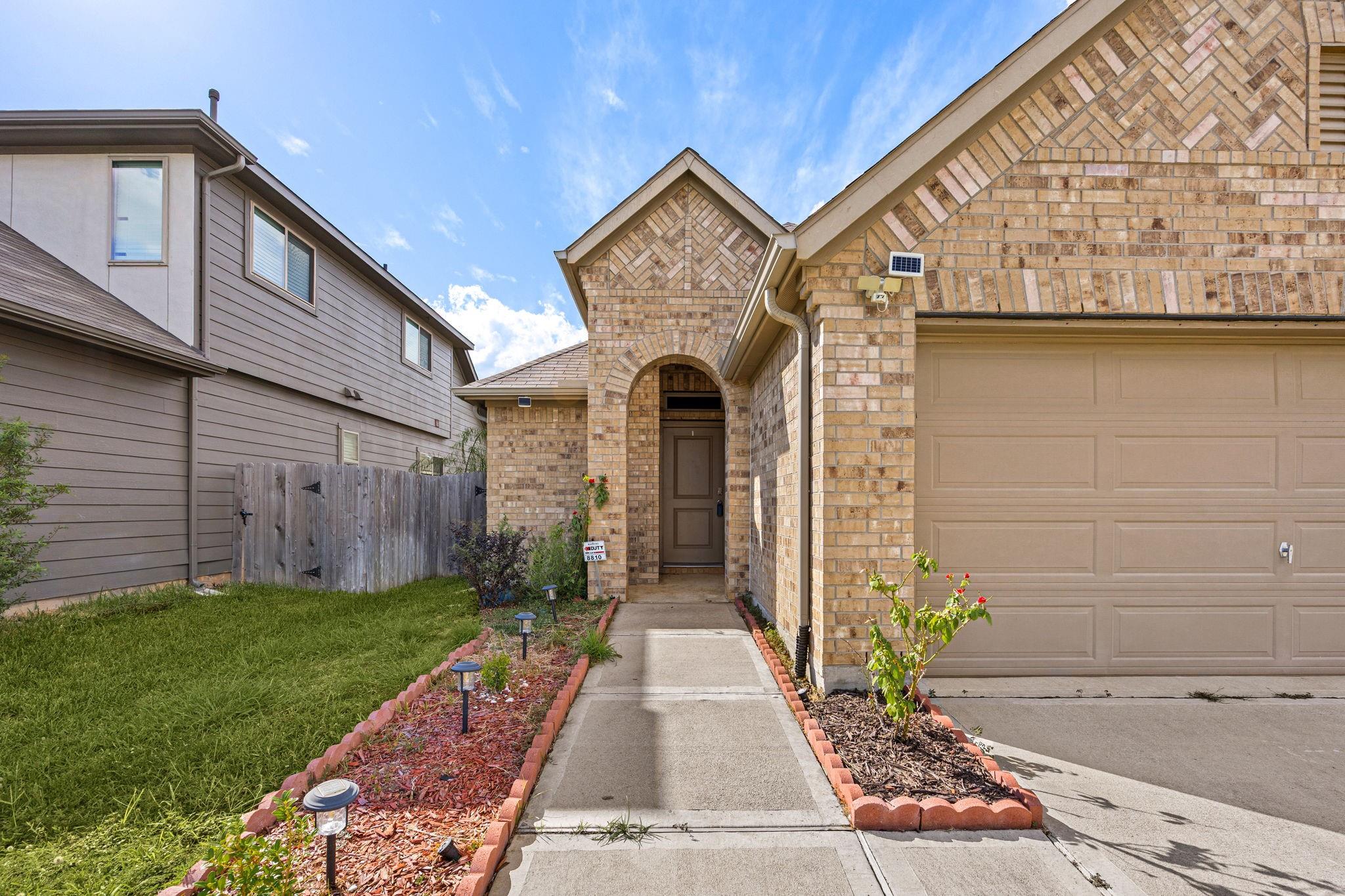 8810 Oak Ivy Lane
