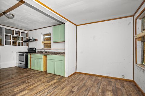 Tiny photo for 710 Black Street, Jasper, TX 75951 (MLS # 60190985)
