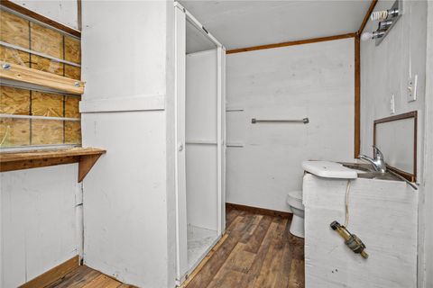 Tiny photo for 710 Black Street, Jasper, TX 75951 (MLS # 60190985)