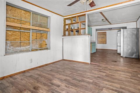 Tiny photo for 710 Black Street, Jasper, TX 75951 (MLS # 60190985)