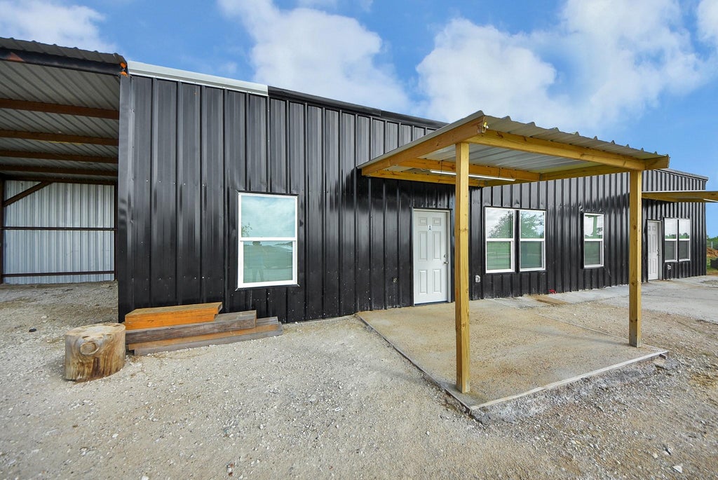 Photo of 2796 Harrison Road, Sealy, TX 77474 (MLS # 21931633)
