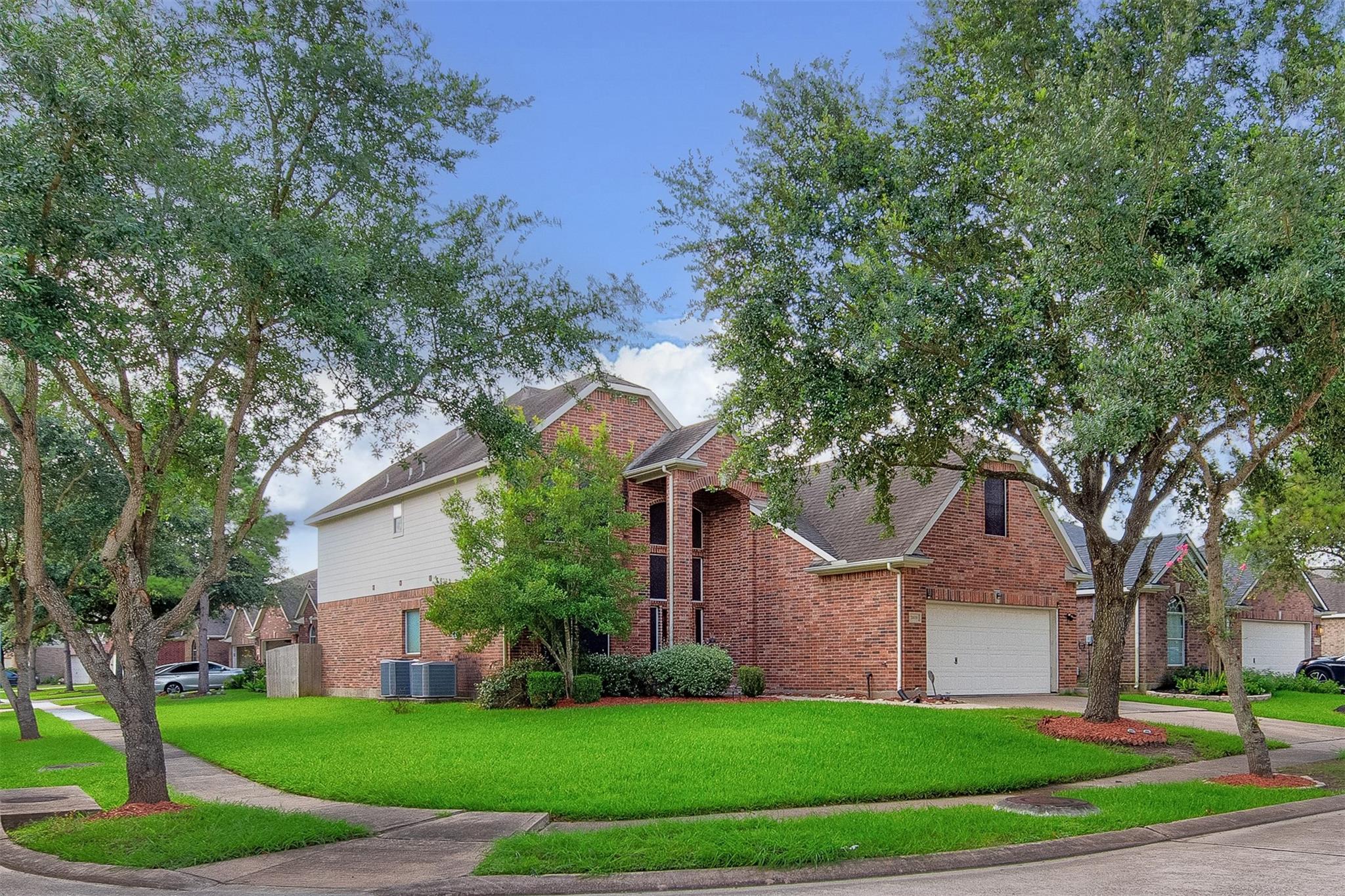 2619 Emerald Springs Court