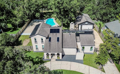 Photo of 15526 Wandering Trail, Friendswood, TX 77546 (MLS # 84917159)