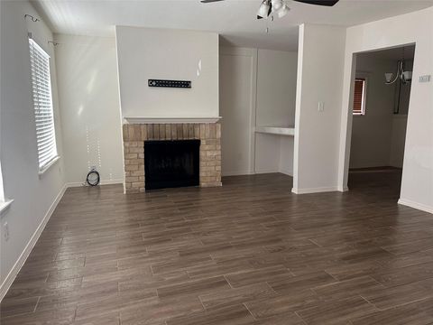 Photo of 744 Memorial Mews Street #2, Houston, TX 77079 (MLS # 59447794)