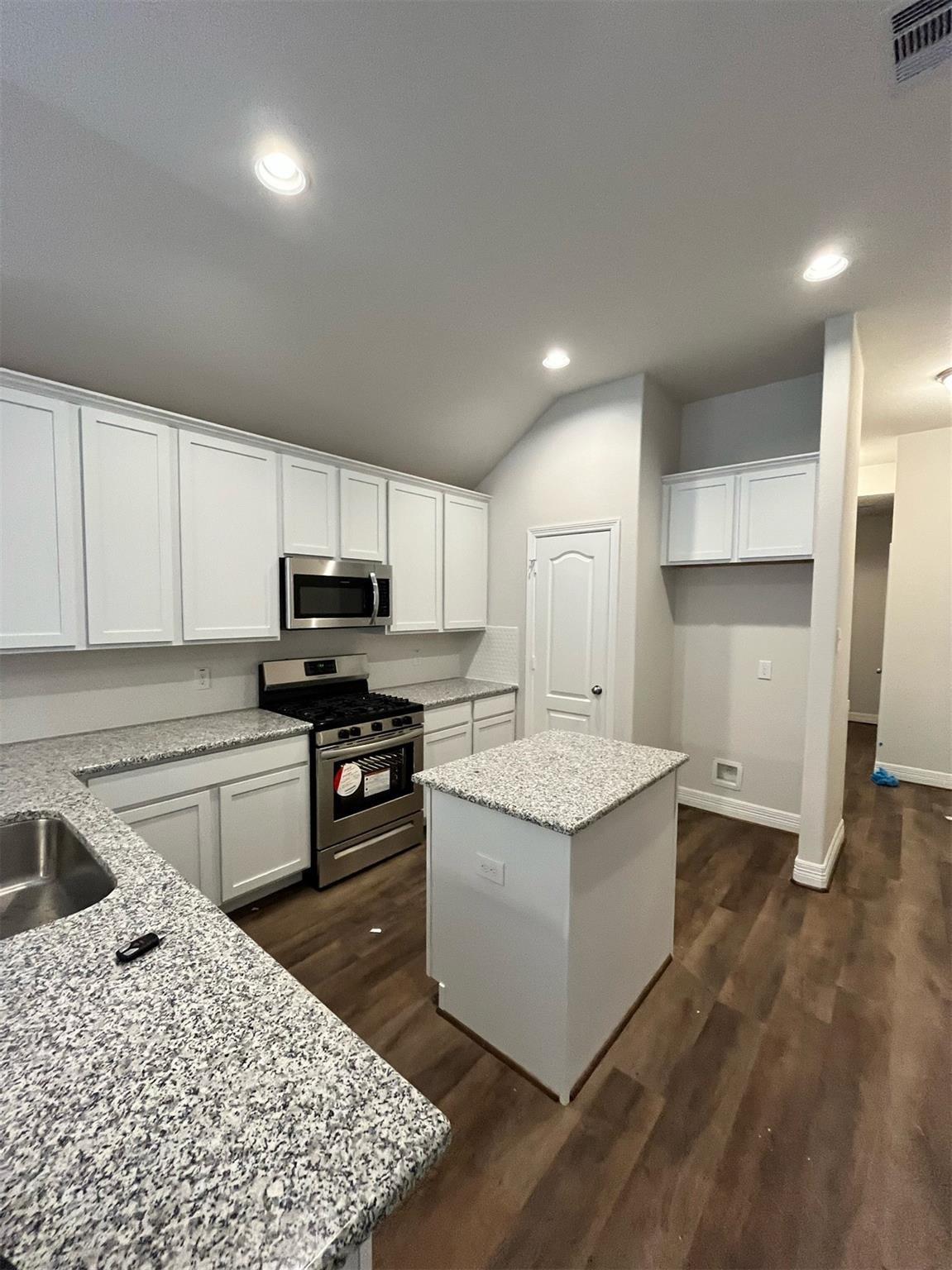 22642 Rosebush Hill Road