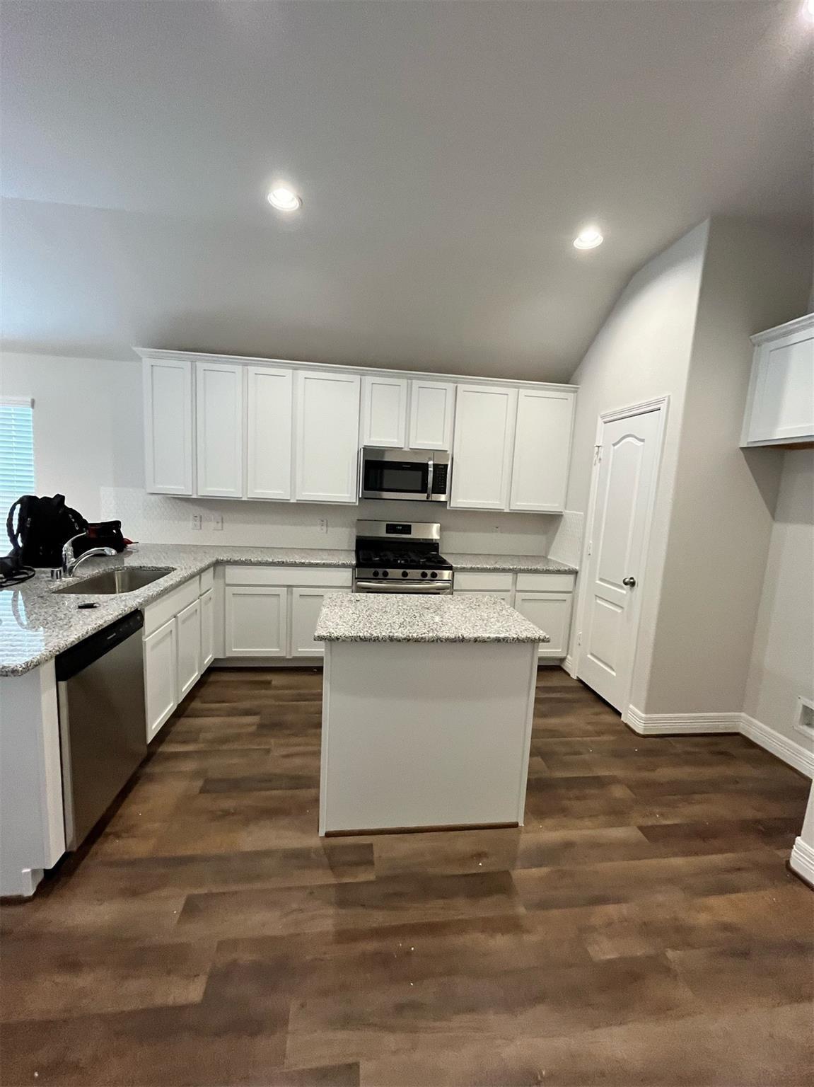 22642 Rosebush Hill Road