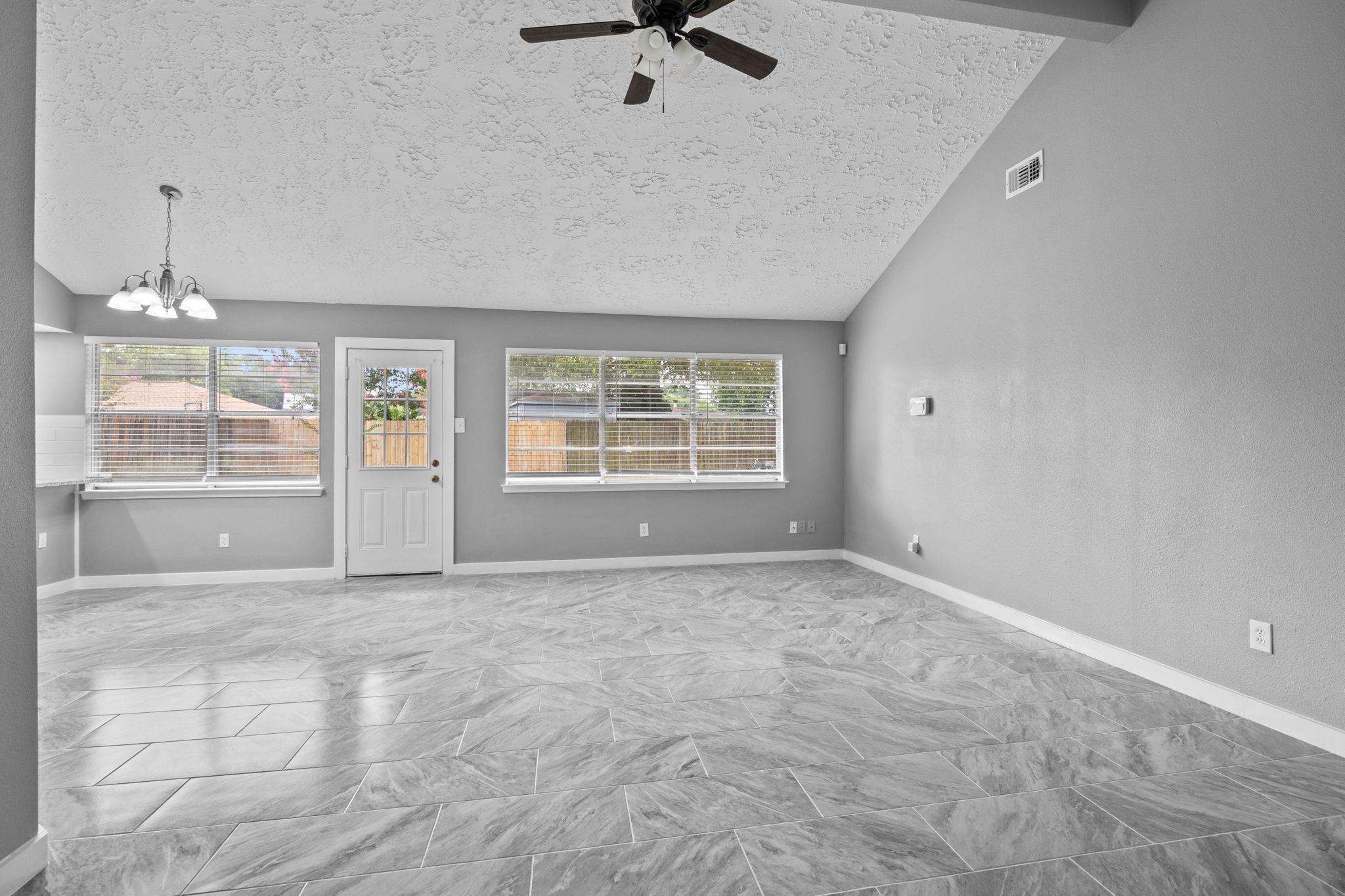8122 Swan Meadow Lane