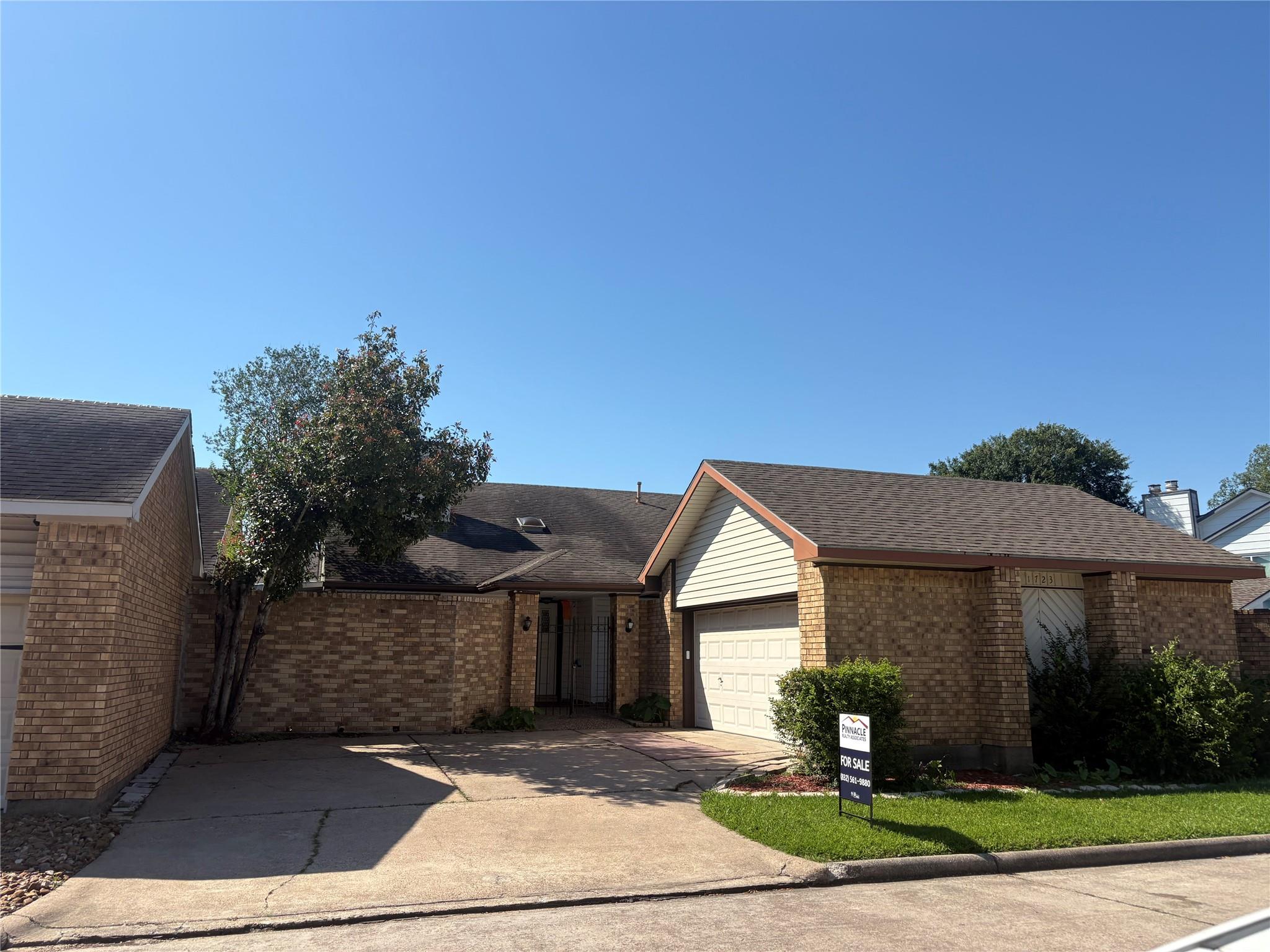 1723 Plumbwood Way