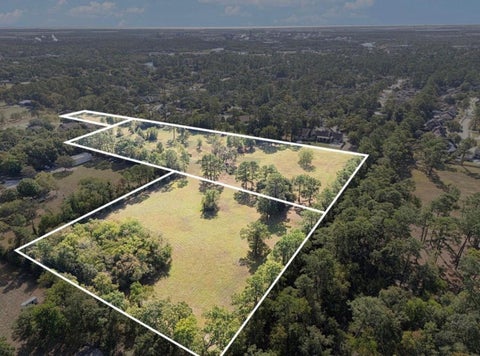 Photo of 4615 Bayou Boulevard, Baytown, TX 77521 (MLS # 36079492)