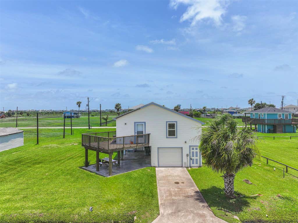Photo of 4019 3rd Street, Galveston, TX 77554 (MLS # 372349)