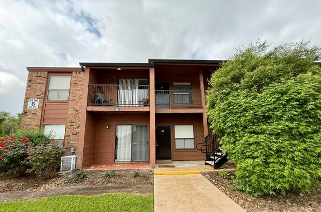 904 University Oaks Boulevard 91
