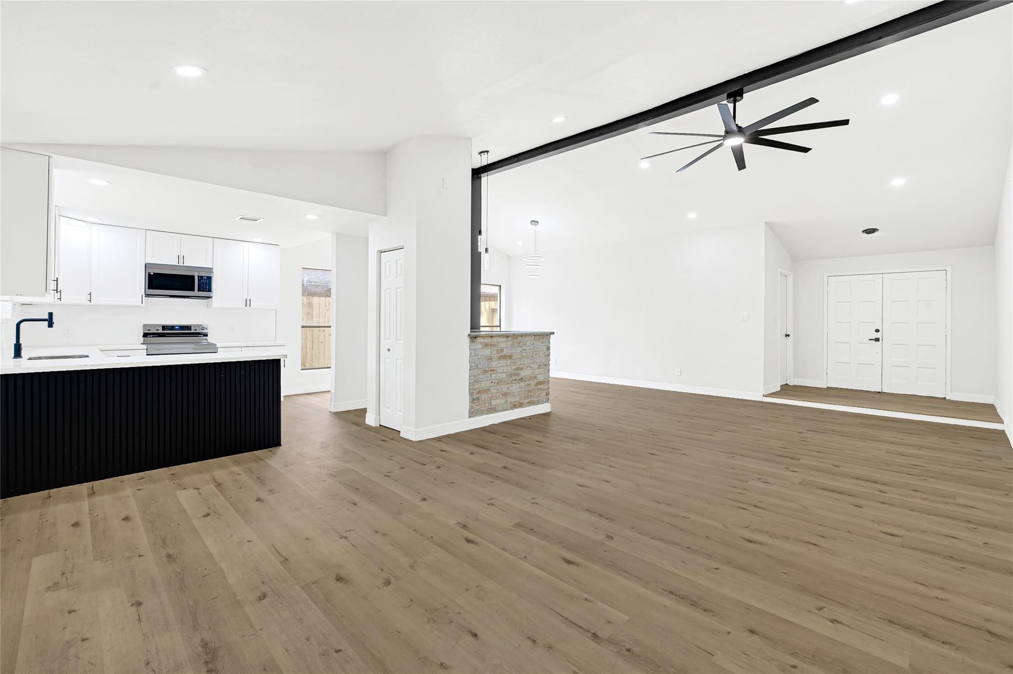 6703 Casablanca Drive