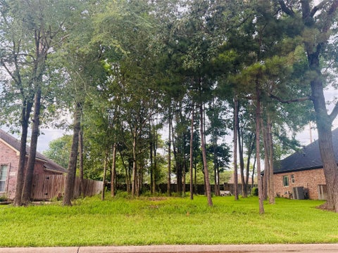 Photo of 13602 Wintercrest, Montgomery, TX 77356 (MLS # 22854034)