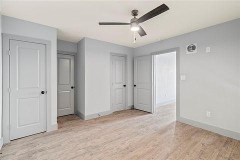 Photo of 305 Roberts Street #5, Houston, TX 77003 (MLS # 6850352) Photo of 305 Roberts Street #5, Houston, TX 77003 (MLS # 6850352)