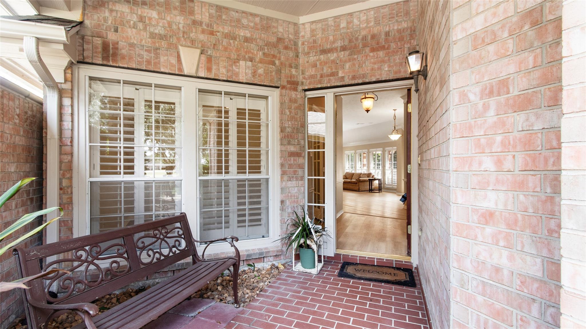 2430 Fairway Pointe Drive