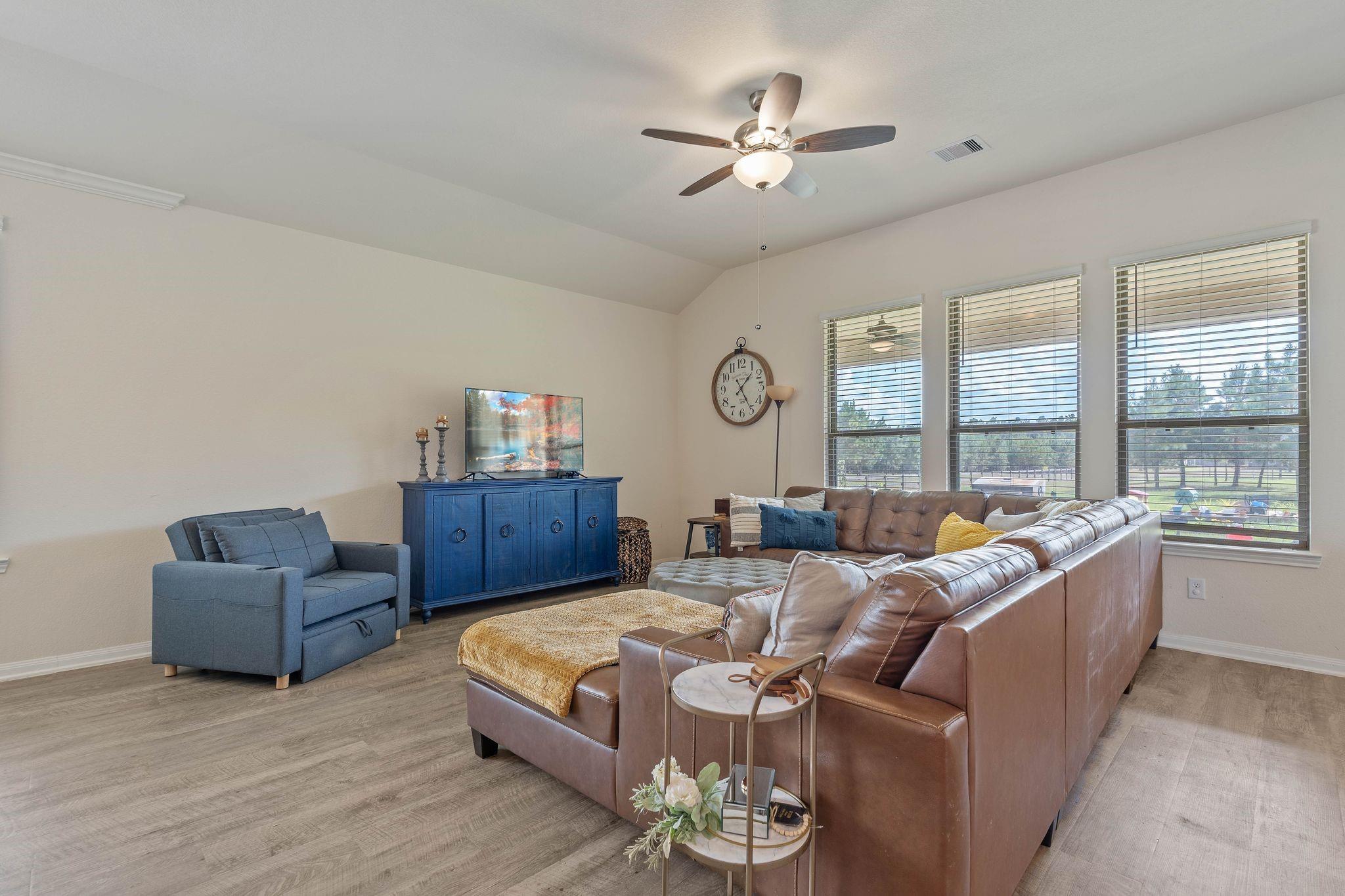 16450 Stonewall Street