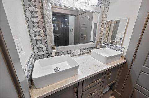 Tiny photo for 8973 Imogene Street, Houston, TX 77036 (MLS # 44518113)