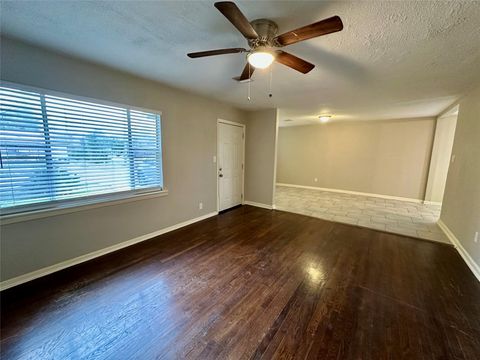 Tiny photo for 9401 Sierra Drive, Houston, TX 77051 (MLS # 13507888)