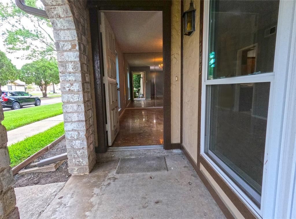 Photo of 11712 S Kirkwood Road, Houston, TX 77477 (MLS # 56298089)