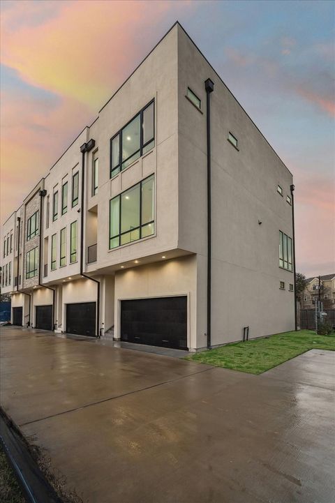 Photo of 12818 Verdi Drive, Houston, TX 77024 (MLS # 5152290)