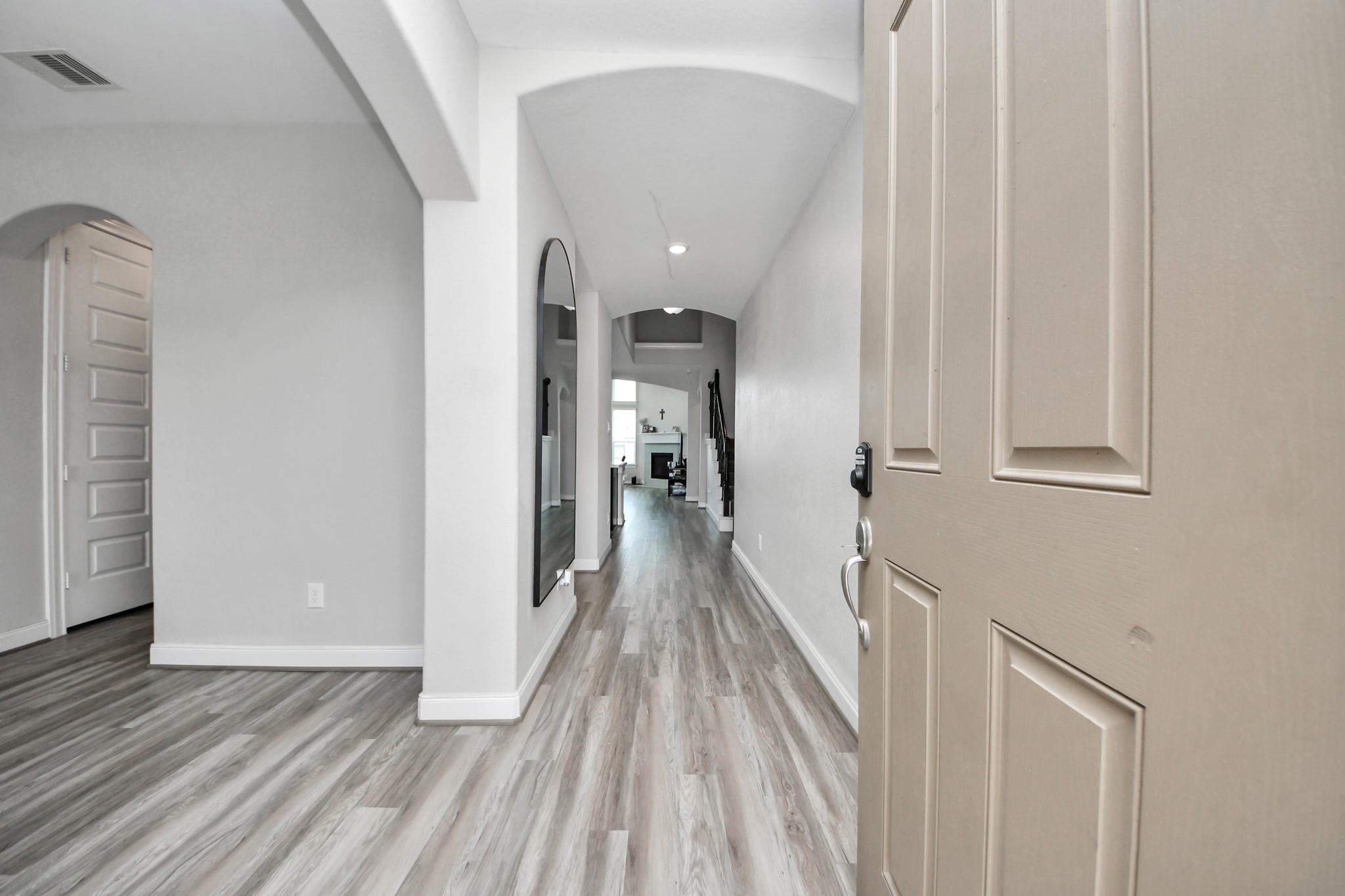 2203 Laurel Pass Court