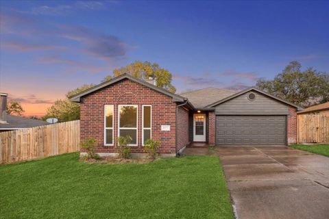 Photo of 10914 Seibel Lane, Montgomery, TX 77356 (MLS # 59756988)