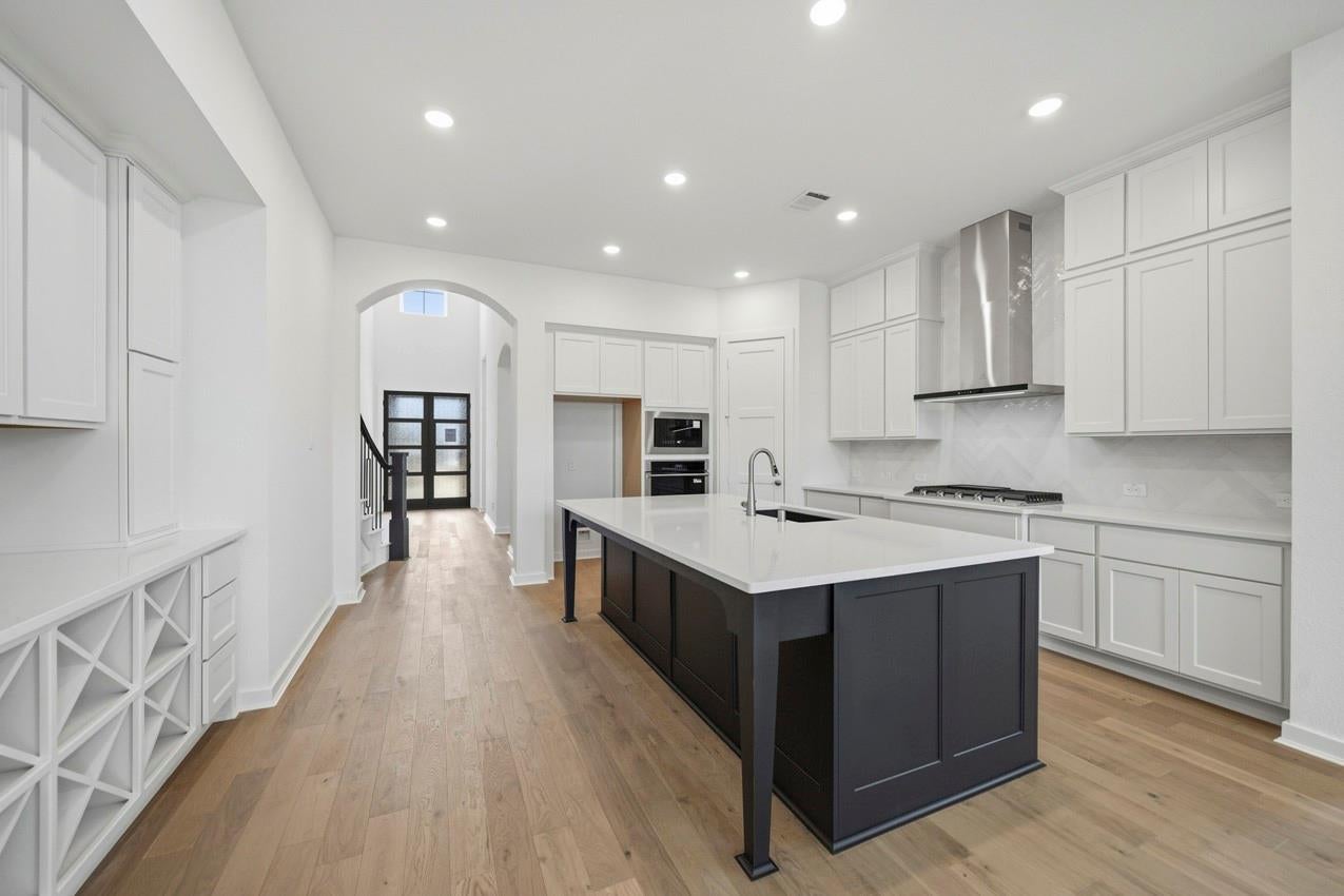 8821 Antelope Canyon Way