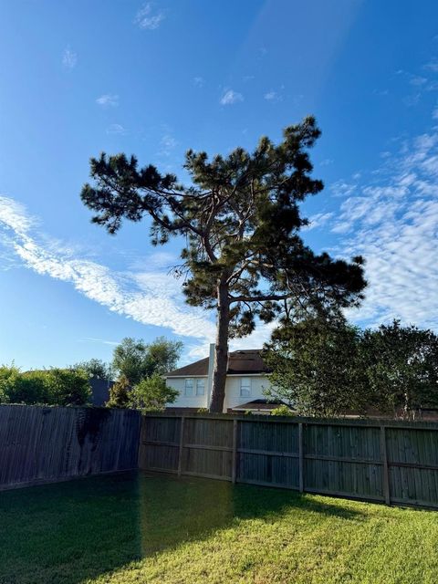 Tiny photo for 17055 Kilwinning Drive, Houston, TX 77084 (MLS # 88405832)