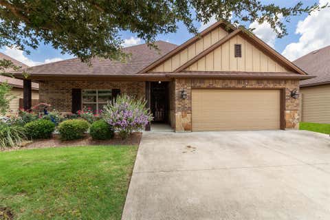 Multifamily For Sale - 417 419 421 & 3009 Hayes, Papa Bear<br/> College Station, TX 77845