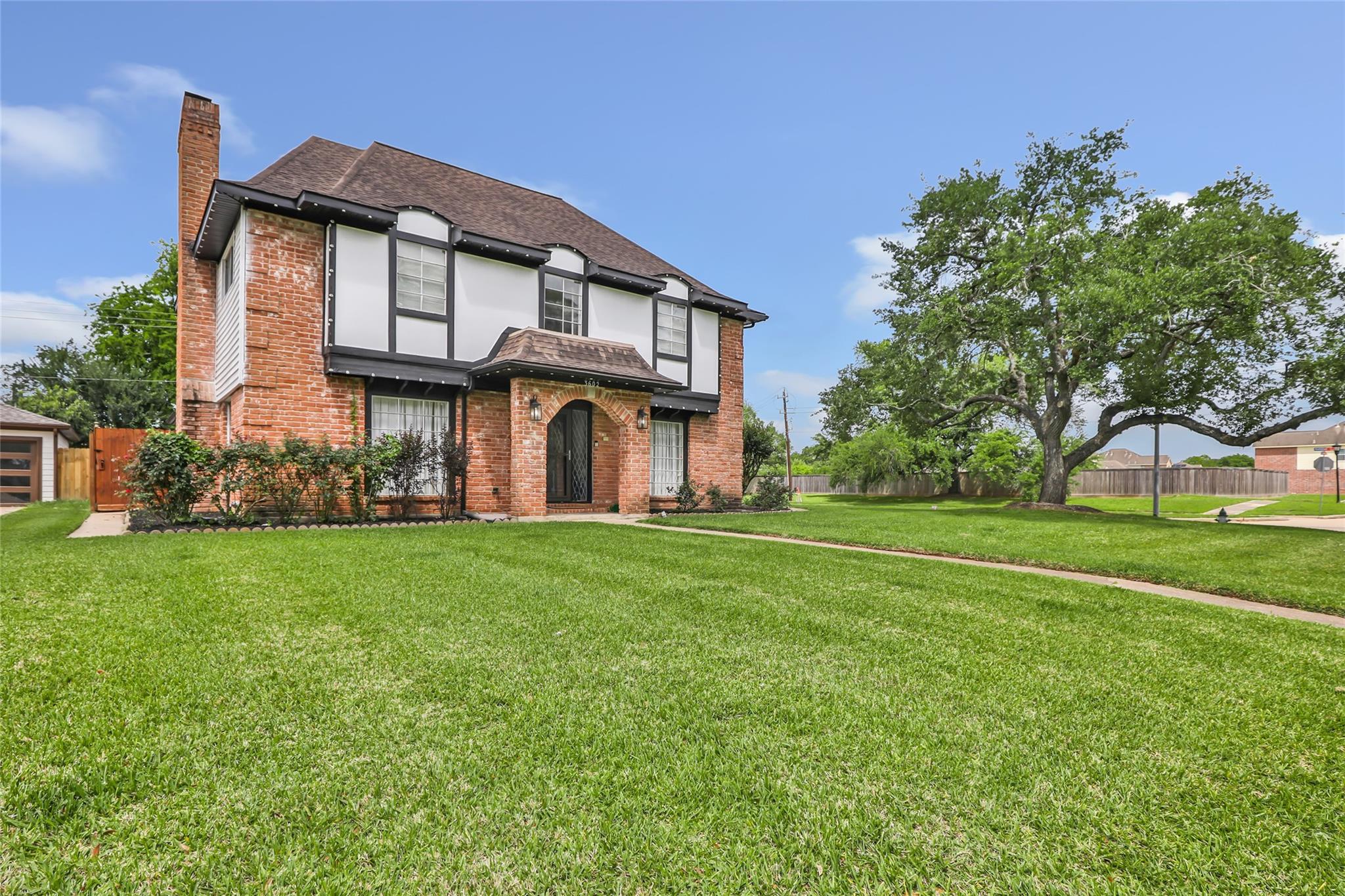3602 Ridgeview Drive