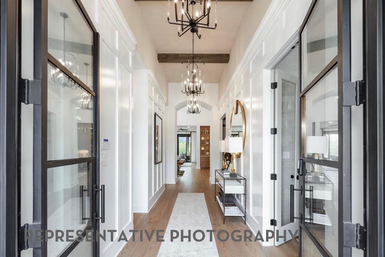 937 Hilltop View Lane