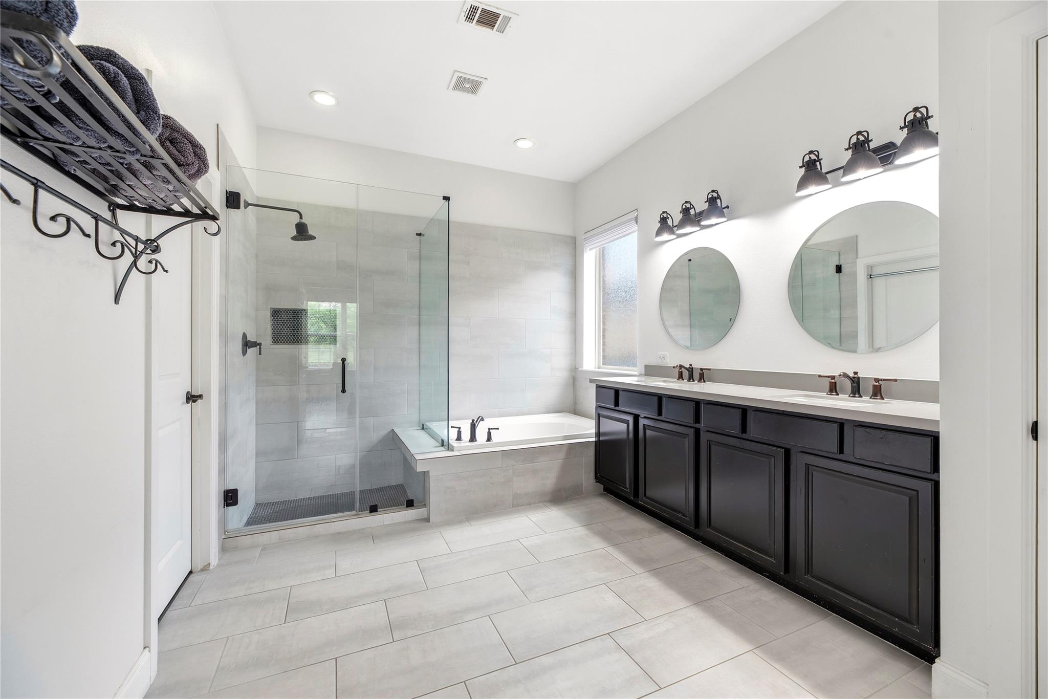 16923 Apple River Drive