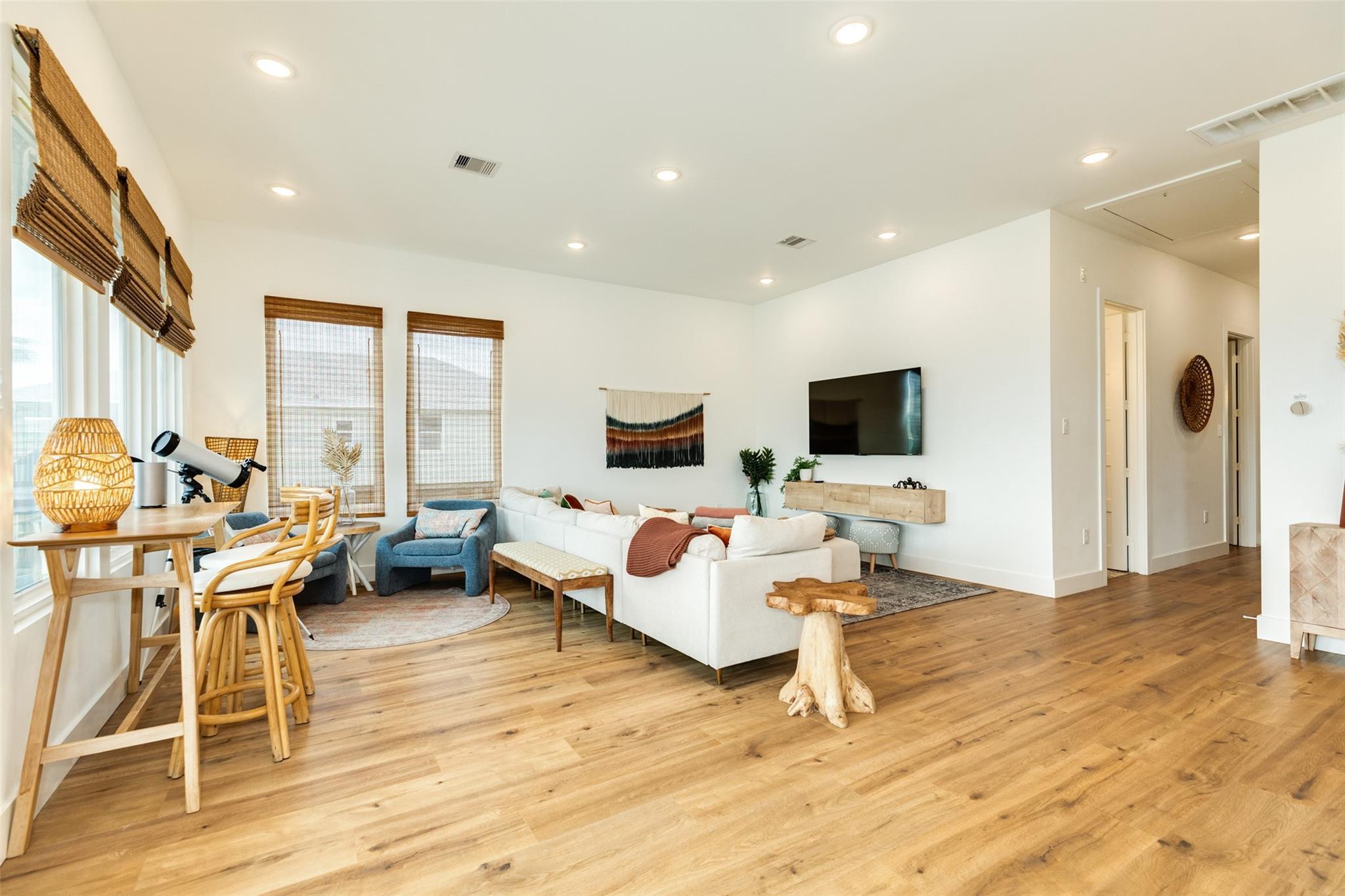 13119 Buccaneer Parkway