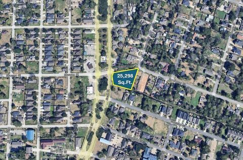 Photo of 8203 Scott St Street, Houston, TX 77051 (MLS # 24323570)