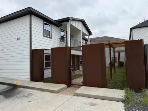 Photo of 3617 Rosalie Street #3, Houston, TX 77004 (MLS # 88416269)