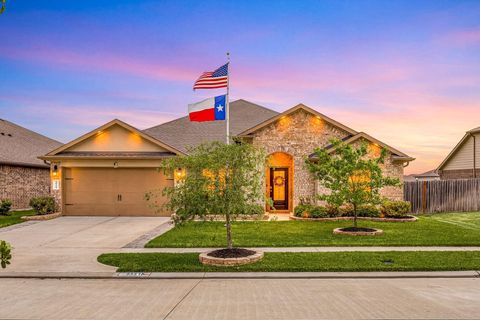 Photo of 3951 Aspen Landing Lane, Missouri City, TX 77459 (MLS # 89385347)