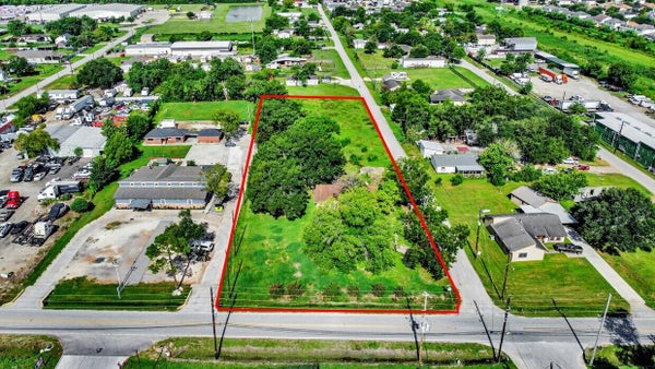 15511 JESSIE PARKER RD, SUGAR LAND, TX 77498 - Image 68de27f674450e55111a4dfd184e348a/935384696