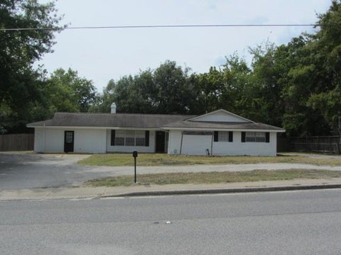 Photo of 59 State Highway 75 N, Huntsville, TX 77320 (MLS # 79823699)
