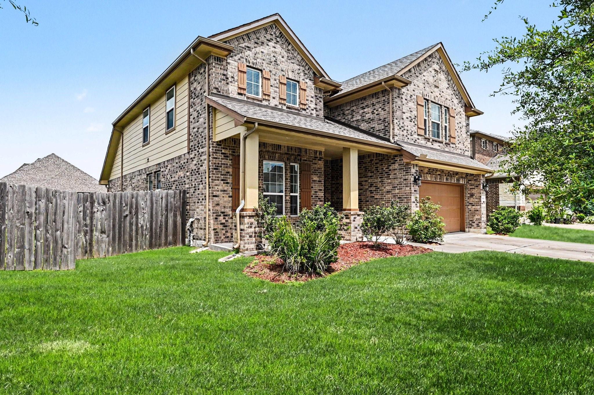 1806 Boulder Lake Court