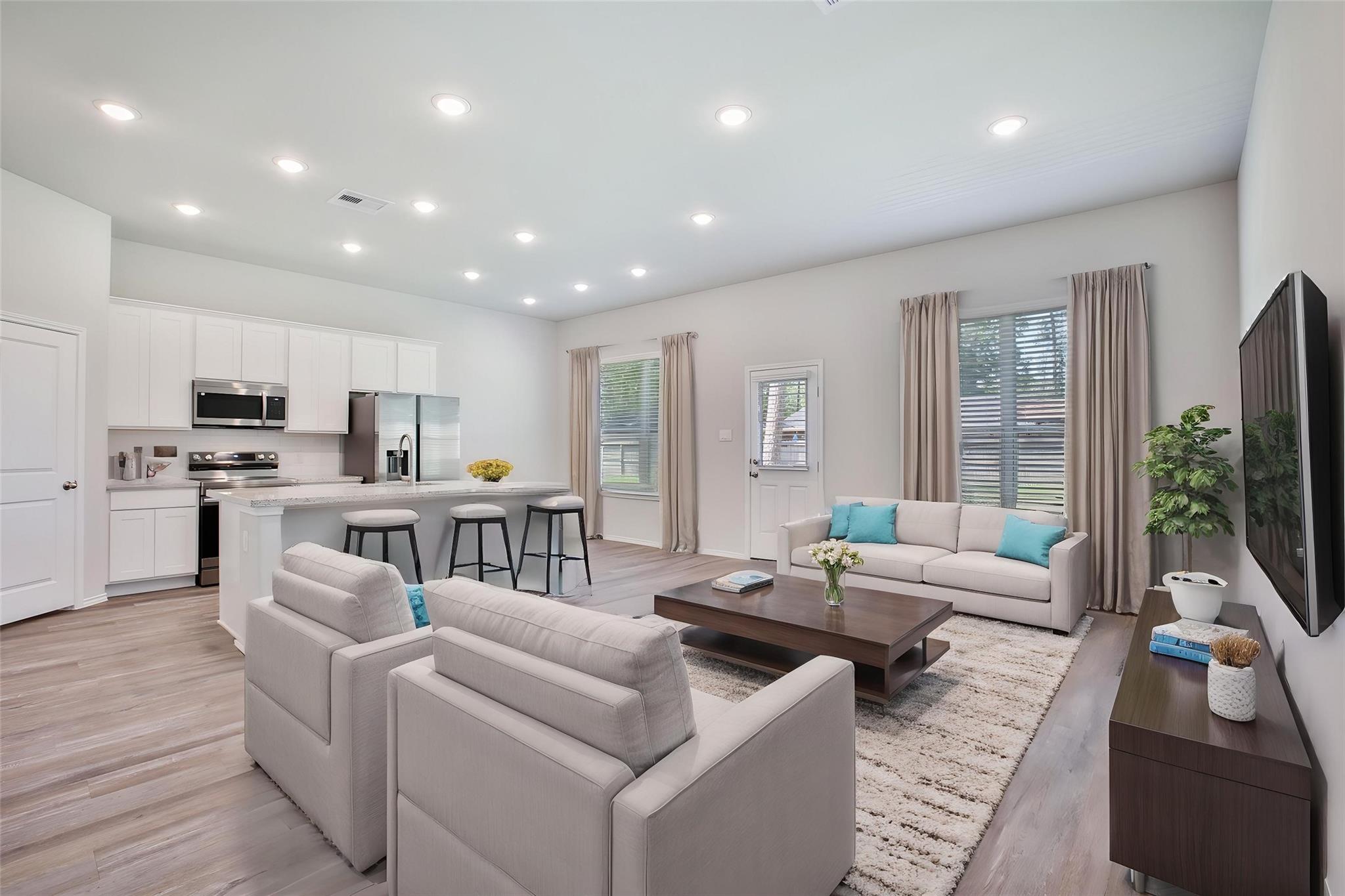 1452 Glenoaks Drive