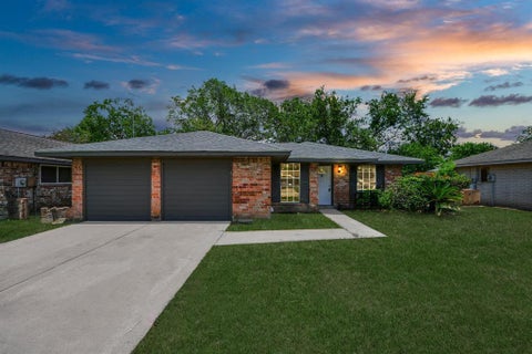 Photo of 7418 Williams Street, Houston, TX 77040 (MLS # 41606255)