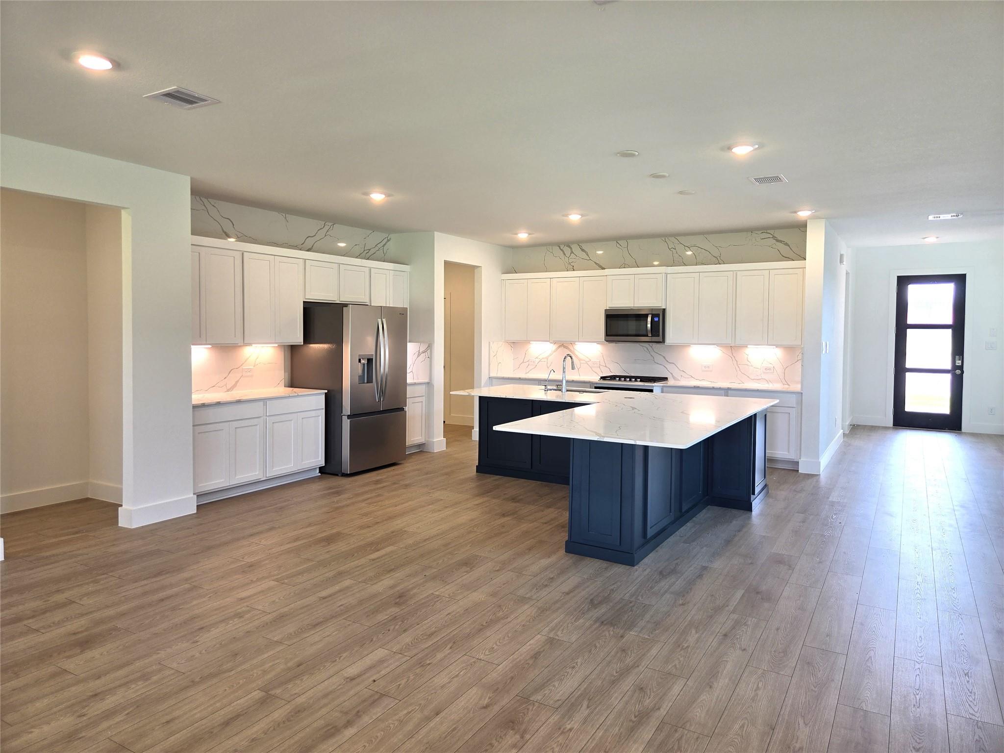 15426 Lampasas Lane