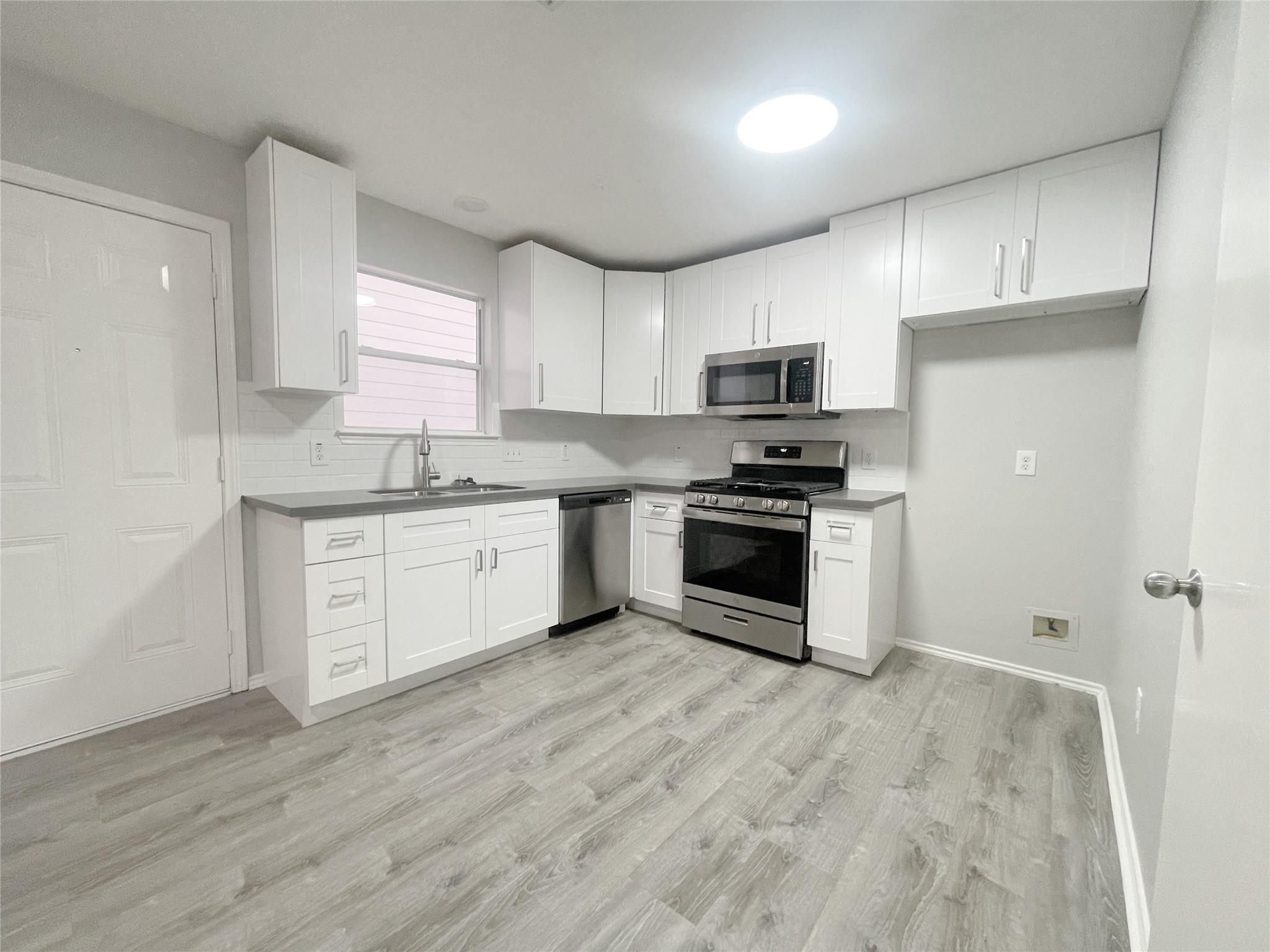 21231 Grand Linden Court