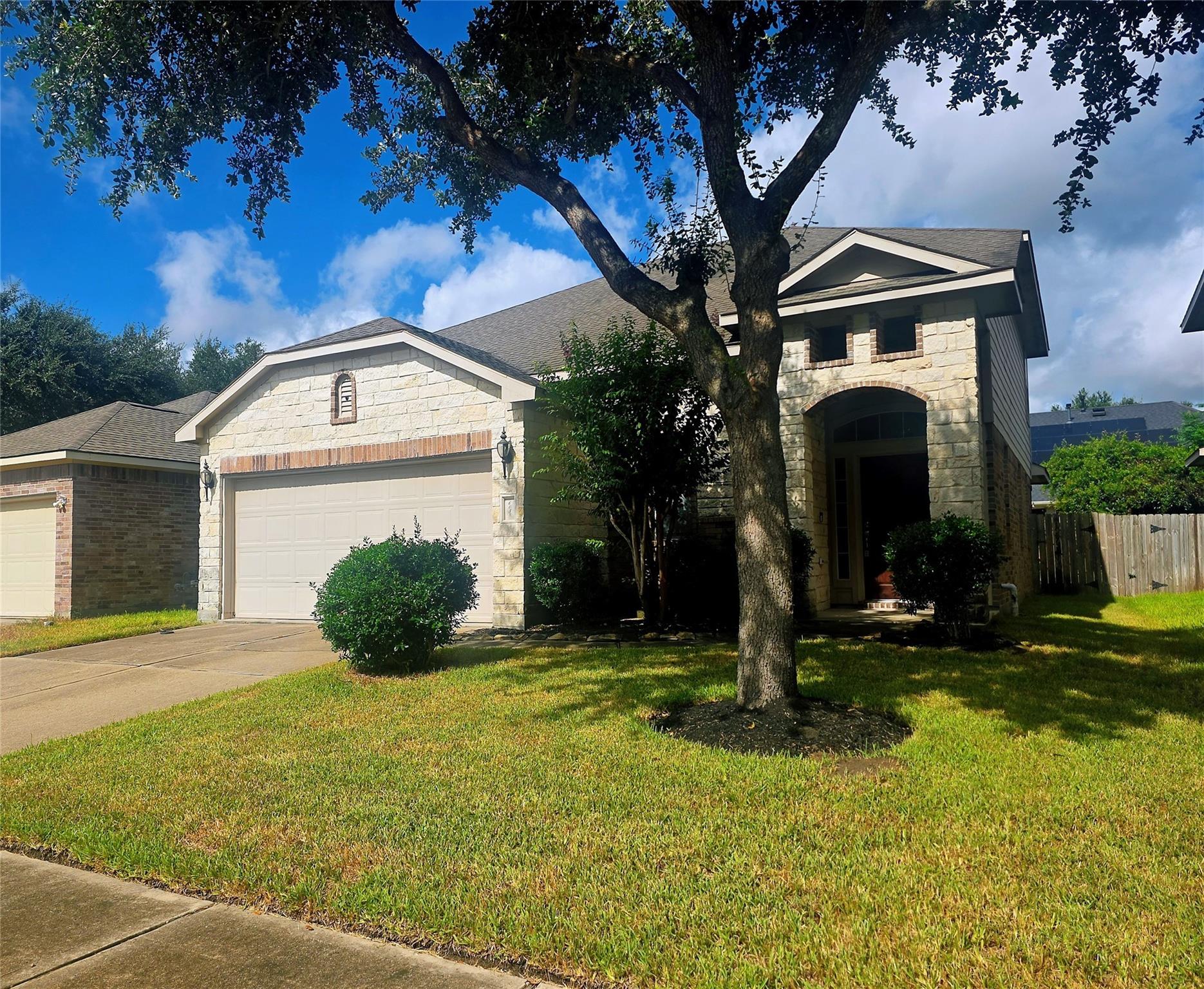 6038 Starbrook Creek Drive