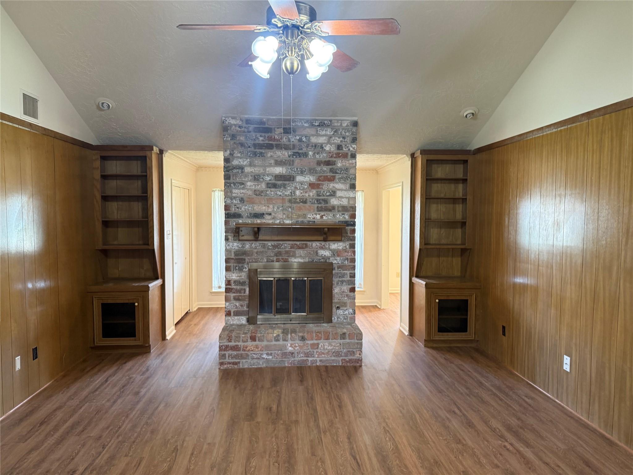214 Kings Court